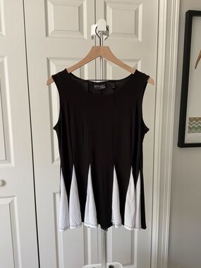 Attitudes by Renee Black Sleeveless Swing Tank with White Godet Panel Accents